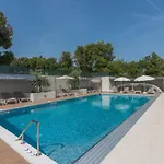In Pjescana Uvala Mit Garten- Grill By Interhome *